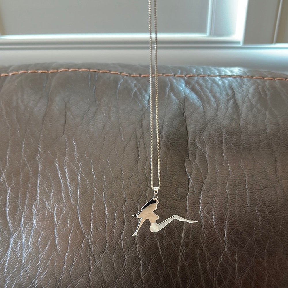 Silver Pendant Necklace